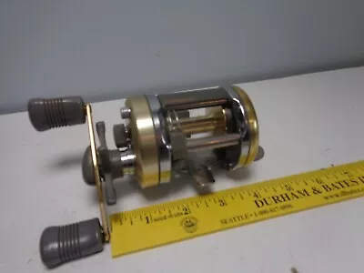 $7.99 • Buy Vintage Shiamno Corsair CS400A Bait Casting Reel