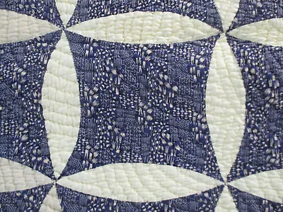 Vintage Estate Handmade Blue & White Wedding Ring Heavy Quilt 72  By 76  • $225