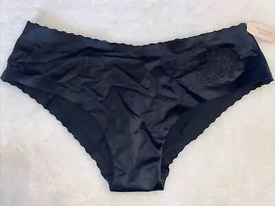 Victoria's Secret Panties Hiphugger Panty Angels Secret Embrace Black Medium M • $18