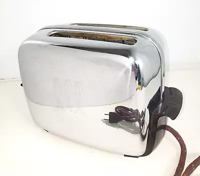 Vintage Toastmaster 1B14 Toaster Chrome With Art Deco Bakelite 1950's Works • $45.04