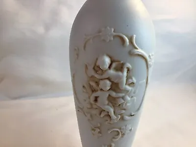 Cherub Lefton Angel Bud Vase White Porcelain With Cherubs Vintage Flowers Lovely • $11.11