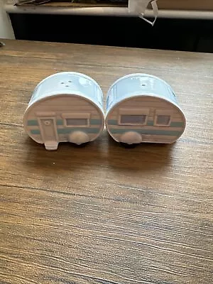 Caravan Salt & Pepper Pots Shakers Novelty Collectable Ceramic • £11.99