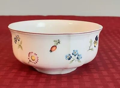 Villeroy & Boch Petite Fleur 4 5/8  Cereal/soup/berry/dessert Bowl Replacement • $16.99