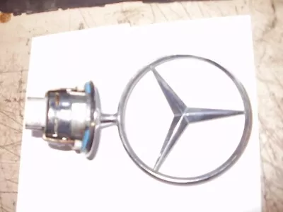 Oem Mercedes-benz W203 W208 W210 W211 W220 1998-07 Front Hood Emblem Star Logo • $24.95