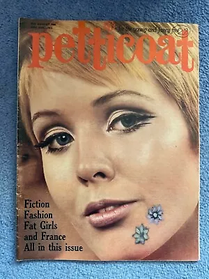 £24 • Buy Petticoat # 28 Magazine 27 August 1966 Julie Christie Fashion Terry De Havilland