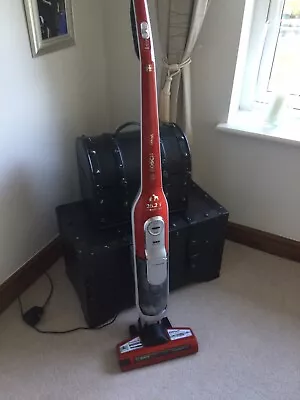 Bosch Athlet ProAnimal Cordless Vacuum Cleaner - Red Spares Or Repair • £9.99