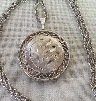 Vintage. Silver Tone.  Large  Round Etched Floral Locket Necklace !!!! • $9.88