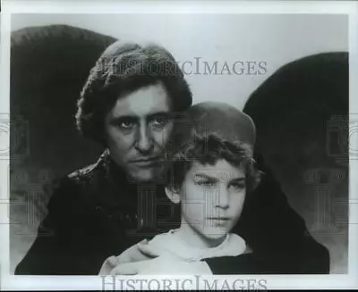 1985 Press Photo Gabriel Byrne And Kasimir Berger In  Christopher Columbus  • $15.99