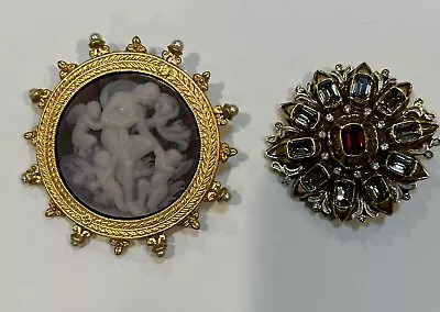 Vintage Smithsonian And Metropolitan Museum Of Art Brooches/Pins • $31