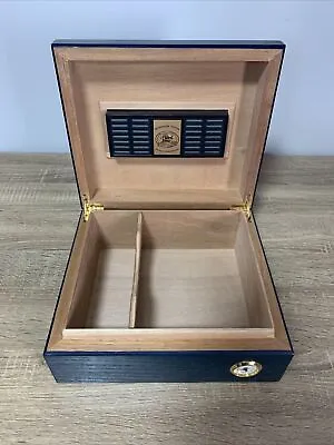 Vintage Cigar Humidor Box Park Lane Brand New Cedar Wood Green Christmas Gifts • $290