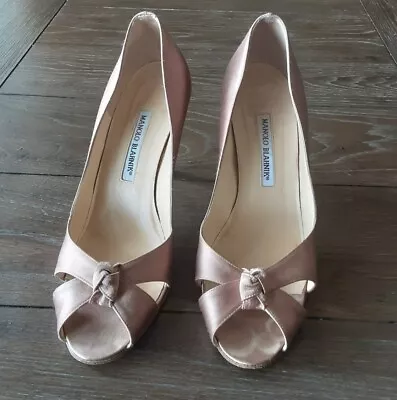 Manolo Blahnik Pumps Heel Shoes Pink Saten Sz 9.5 • $30