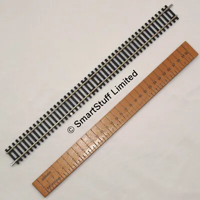 Hornby R601 Double Straight - 00 Gauge Train Track Section 1:76 Scale -  335mm • £3.75