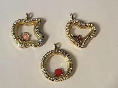 3 Piece Lot  Living Memory Floating Charm Glass Locket Jewelry 1497 • $0.99