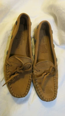 $25 • Buy Minnetonka Size 6 US Kilty Brown Moose Moccasins Shoes Hard Sole Side Studs New