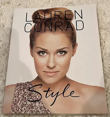 Lauren Conrad Style Book • $3.50