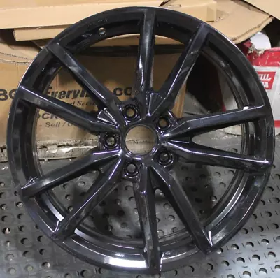 $450 • Buy 19 20 21 VW Golf GTI OEM Wheel Rim 18x7.5 18  70055 5G0601025EC 5G0071498A BLACK