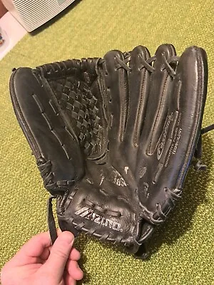 Mizuno  Fastpitch Softball Baseball Glove  Black Worn On Left Hand Power Close   • $8