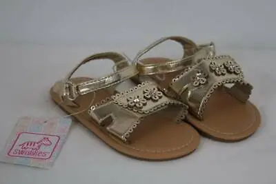 $5.32 • Buy NEW Toddler Girls Sandals Size 7 Gold Summer Wedding Dressy Casual Shoes Flats