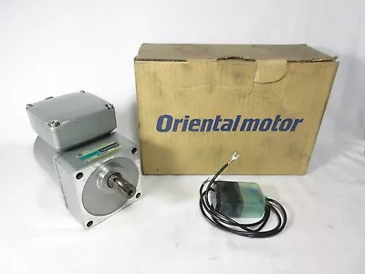 Oriental Motor 4IK25UAT2-6 Induction Gear Motor 4IK25GV-UAT2 Used • $479.95