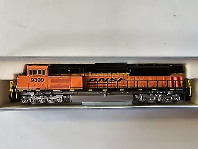Kato 176-8419 N Scale BNSF SD-70ACe Diesel Locomotive #9399 With Ditch Lights  • $129