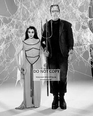 Fred Gwynne And Yvonne De Carlo In  The Munsters  - 8x10 Publicity Photo (sp576) • £8.56