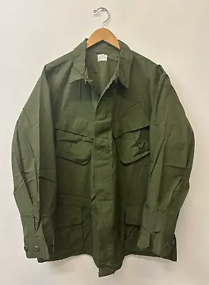 NOS Jungle Fatigue Shirt Size XL/Regular US Army Dated 1968 U-10 • $380