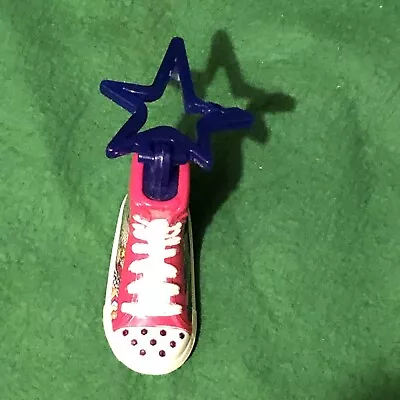 McDonalds 2013 Skechers Twinkle Toes Toy Key Chain Light Up High Top Works   • $13