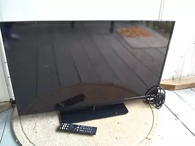 Vizio E320-B2 32 TV W/Remote--No Reserve!! • $20