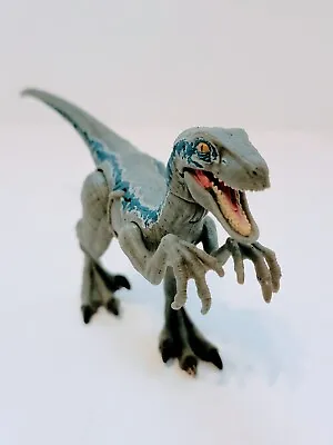 Jurassic World Fallen Kingdom Battle Damage Velociraptor Blue Figure 2017 - B • $12.95