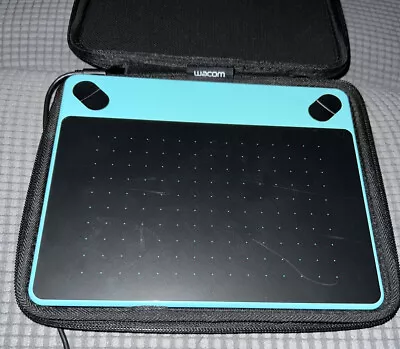 Wacom Intuos Wireless Graphics Drawing Tablet Teal Small Y • $16.50