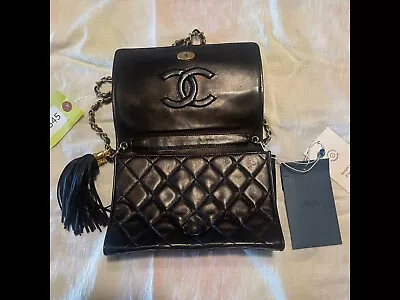 $1100 • Buy Chanel Bag And Wallet Vintage Black