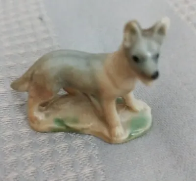Wade Whimsies  First Set  1957-1961 Pedigree Dogs Alsation • £5.99