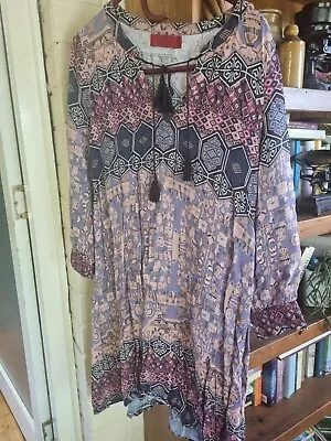 Tigerlily Ladies Gorgeous Abstract Tribal Print  Longsleeve Dress Size 8 Vgc  • $20