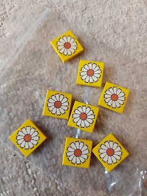 Lego Spare Parts Accessories Printed 2x2 Tile Daisy Flower Fabuland • £6.99