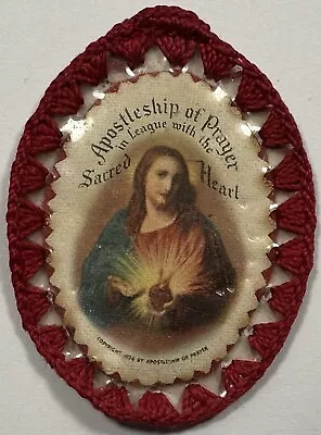 Apostleship Of Prayer Sacred Heart Of Jesus Vintage 1936 Badge Scapular. • $7.75