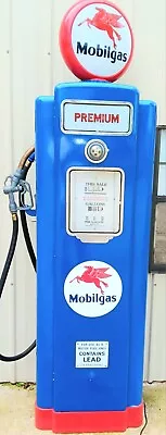 Wayne 70 1930's Mobil Gas Pump  • $2800