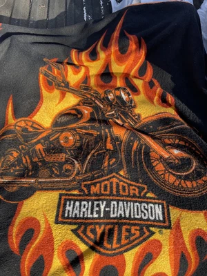 $34.99 • Buy 2008 Harley Davidson Motorcycles Flames Plush Fleece Throw Blanket 52” X 58”