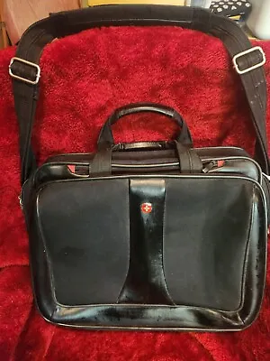 Victorinox Swiss Army Black Nylon Travel Weekend Bag Luggage - 17.5” • $25