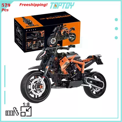 SG60501 579Pcs 1:8 MOC Technical Racing Motorbike Assembling Building Blocks • $45