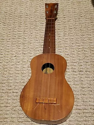 Nice 1960's Kamaka Gold Label Vintage Soprano Ukulele In VG Condition  • $799