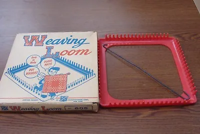 Red Weaving Loom Hook Vtg 50s MR Manufacturing Plastic**FREE SHIPPING!! • $17