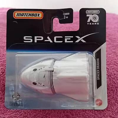 Matchbox 1-100 - #8/100 (SpaceX) SpaceX Dragon - White • $4.36