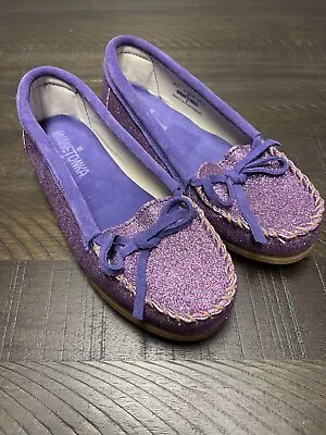 Girls Minnetonka Moccasin Purple Glitter Mocs  Slip On Casual Shoes Size 4y • £7.29