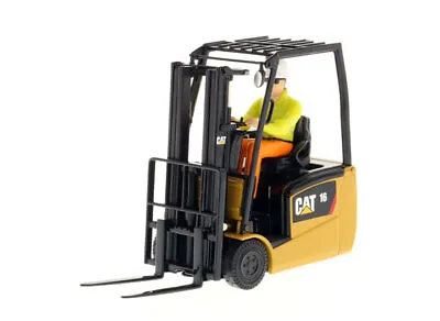 Diecast Masters 85504 1/25 Scale Caterpillar Ep16Cpny Lift Truck • $43.99