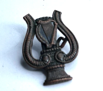 £32.10 • Buy WWI Irish Musicians Bandsman Collar Badge 36x26 Mm