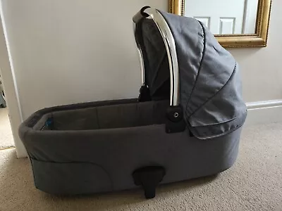 Mama And Papas Occaro Carrycot In Grey EXCELLENT CONDITION • £85