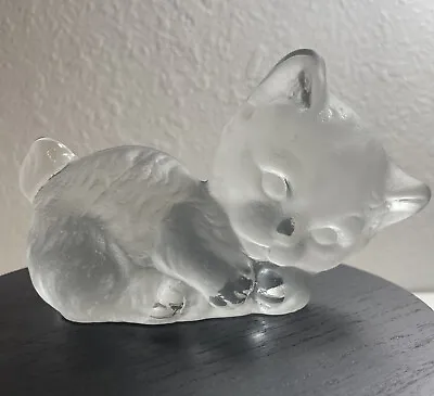 Viking Paperweight Frosted Glass Kitten Cat Figurine Vintage • $22.95