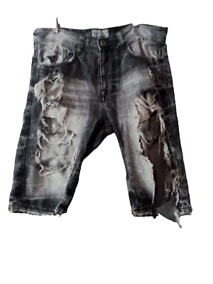 Men's Twenty Two Oz  Shorts Lots Of Holes And Skin Shows Size 32 • $14.99