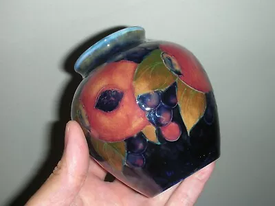 Vintage English Moorcroft Pomegranate Small Vase 4  - Made In England • $170