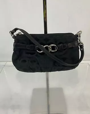 Coach Black Signature Jacquard Leather Trim Wristlet • $10.99